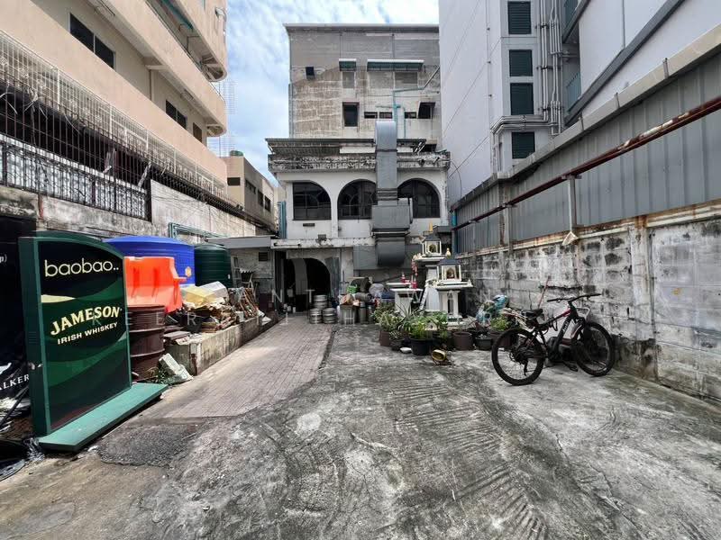 อาคารพาณิชย์ 3 คูหา ติด BTS สนามเป้า, Bangkok, Phaya Thai, Bangkok, , 1,000 sqm, Shophouse For Sale, by Panthawan Keeratithavornanan, 500637847 - DDproperty.com