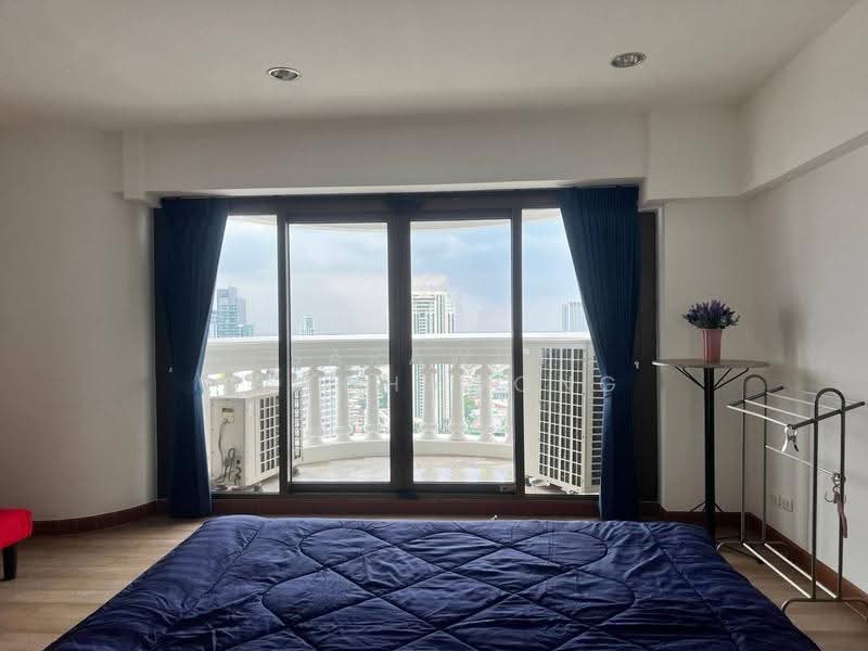 State Tower, Bangkok, 1055 Silom Road, Silom, Bang Rak, Bangkok, 1 Bedroom, 68 sqm, Condo For Rent, by Sarawut Ratchawong, 500637886 - DDproperty.com