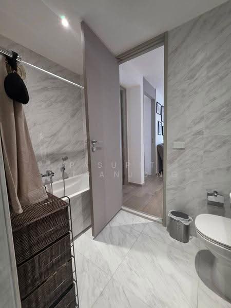 Fynn Asoke, Bangkok, 28 Sukhumvit 10 Alley, Khlong Toei, Bangkok, 2 Bedrooms, 48 sqm, Condo For Rent, by Pasupit Ditbanjong, 500637894 - DDproperty.com