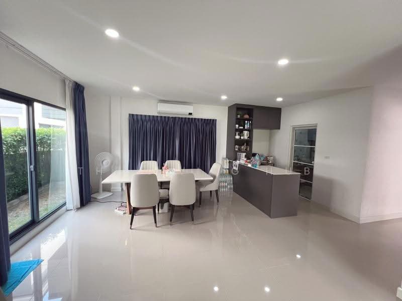Centro Bangna-Kingkaew, Samut Prakan, Rachathewa, Bang Plee, Samut Prakan, 4 Bedrooms, 225 sqm, Single Detached House For Sale, by THE LIVING HUB, 500637901 - DDproperty.com