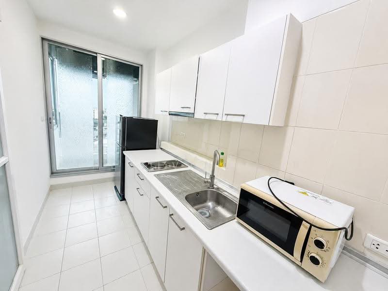 Life @ Ratchada, Bangkok, 36 Soi Lat Phrao 36, Chan Kasem, Chatuchak, Bangkok, 1 Bedroom, 42 sqm, Condo For Sale, by THE LIVING HUB, 500637996 - DDproperty.com