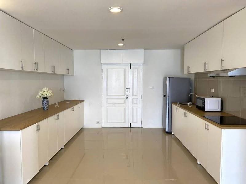 The Waterford Diamond Tower Sukhumvit, Bangkok, 758/18 Soi Sukhumvit 30/1, Sukhumvit Road, Khlong Toei, Bangkok, 4 Bedrooms, 146 sqm, Condo For Rent, by Sataporn Jalao, 500638003 - DDproperty.com