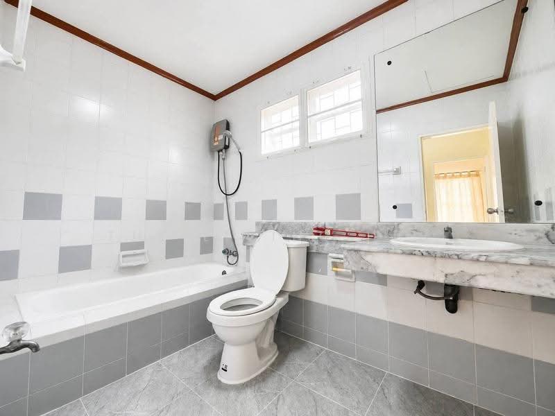 Busarin Ramintra, Bangkok, Soi Phraya Suren 40, Sam Wa Tawan Tok, Khlong Sam Wa, Bangkok, 2 Bedrooms, 135 sqm, Townhouse For Sale, by THE LIVING HUB, 500638112 - DDproperty.com