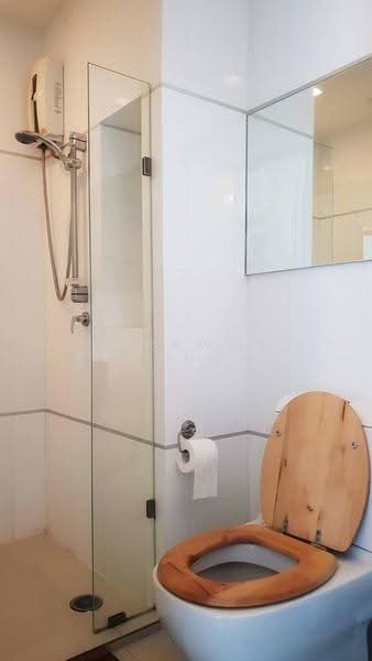 Thru Thonglor, Bangkok, Petchaburi Road, Bang Kapi, Huai Khwang, Bangkok, 1 Bedroom, 37 sqm, Condo For Rent, by Sarawut Ratchawong, 500638206 - DDproperty.com