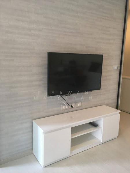 Rhythm Sukhumvit 42, Bangkok, Soi Sukhumvit 42, Sukhumvit Road, Phra Kanong, Khlong Toei, Bangkok, 1 Bedroom, 46 sqm, Condo For Rent, by Piyawan Maiyapan, 500638207 - DDproperty.com