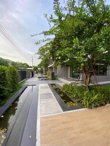 Setthasiri Thawiwatthana, Bangkok, Sala Thammasop Road, Sala Thammasop, Thawi Watthana, Bangkok, 4 Bedrooms, 354 sqm, Single Detached House For Sale, by Connex Property, 500638253 - DDproperty.com