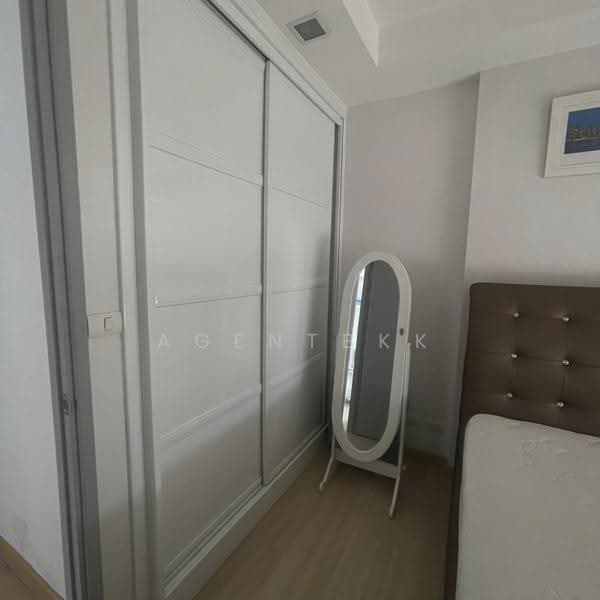 Thru Thonglor, Bangkok, Petchaburi Road, Bang Kapi, Huai Khwang, Bangkok, 1 Bedroom, 36 sqm, Condo For Rent, by Agentbkk, 500638355 - DDproperty.com