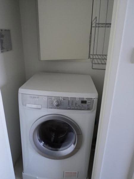 Siri At Sukhumvit, Bangkok, 902 Sukhumvit Road, Phra Kanong, Khlong Toei, Bangkok, 2 Bedrooms, 68 sqm, Condo For Rent, by Agentbkk, 500638367 - DDproperty.com
