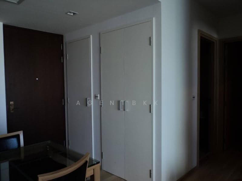 Siri At Sukhumvit, Bangkok, 902 Sukhumvit Road, Phra Kanong, Khlong Toei, Bangkok, 2 Bedrooms, 68 sqm, Condo For Rent, by Agentbkk, 500638367 - DDproperty.com