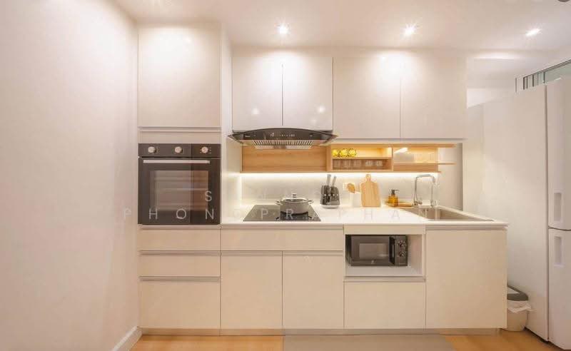 Fortune Condo Town, Bangkok, Naradhiwas Rajanakarindra 24 Alley, Chong Nonsi, Yan Nawa, Bangkok, 2 Bedrooms, 86 sqm, Condo For Rent, by Sannop Phongpraphan, 500638428 - DDproperty.com