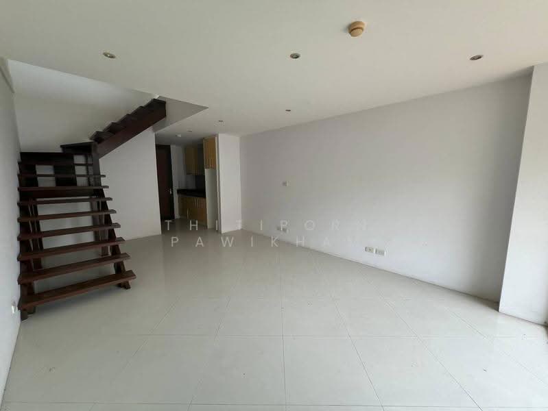 Diamond Suites Resort, Chon Buri (Pattaya), Thap Phraya, Nong Pru, Bang Lamung (Pattaya), Chon Buri (Pattaya), 1 Bedroom, 73 sqm, Condo For Sale, by Thitiporn Pawikham, 500638597 - DDproperty.com