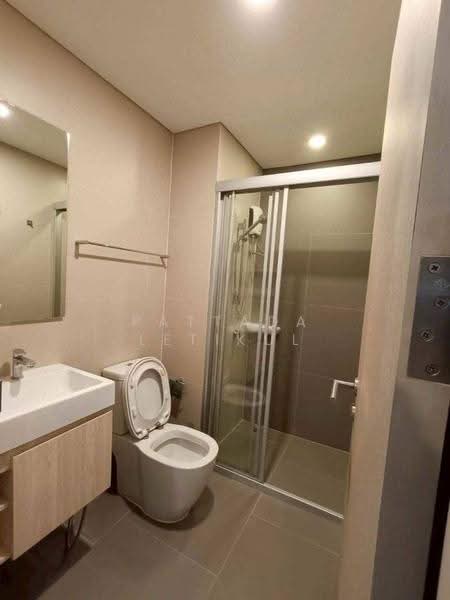 Lumpini Suite Phetchaburi-Makkasan, Bangkok, 1515 Phetchaburi Rd, Makkasan, Ratchathewi, Bangkok, 2 Bedrooms, 42 sqm, Condo For Rent, by Pattada Letikul, 500638713 - DDproperty.com