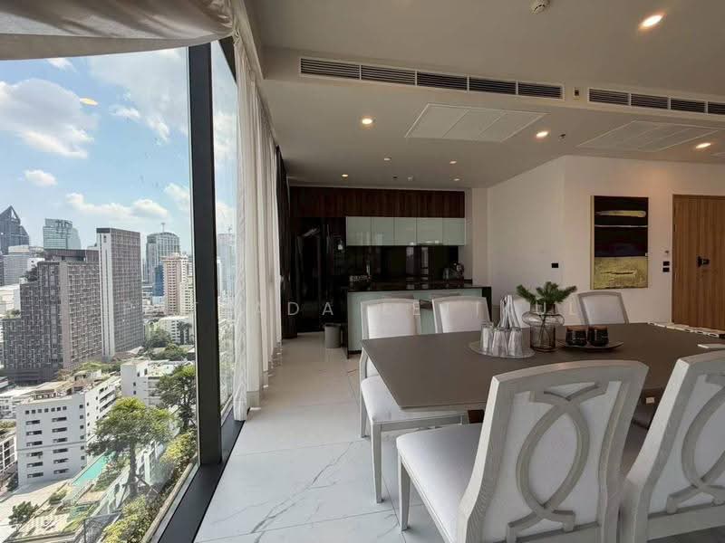 Siamese Exclusive Sukhumvit 31, Bangkok, 75 Soi Sukhumvit 31, Khlong Tan Nua, Watthana, Bangkok, 3 Bedrooms, 206 sqm, Condo For Rent, by Pattada Letikul, 500638715 - DDproperty.com