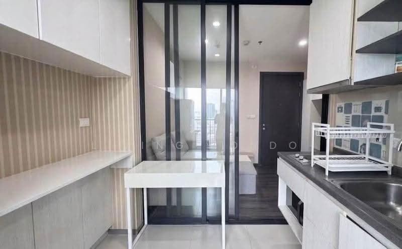 The Base Park West Sukhumvit 77, Bangkok, 11 Soi Sukhumvit 77 Sukhumvit Road, Phra Kanong Nua, Watthana, Bangkok, 1 Bedroom, 30 sqm, Condo For Rent, by Living Condo, 500638775 - DDproperty.com