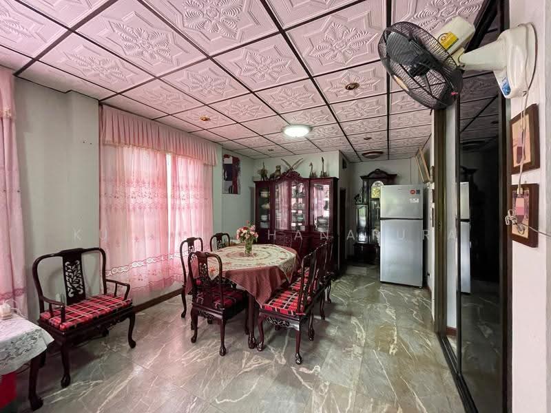 Single House, Soi Wutthi Anan, Mak Khaeng, Mueang Udon Thani, Udon Thani, วุฒิอนันต์, Mak Khaeng, Muang Udon Thani, Udon Thani, 5 Bedrooms, 400 sqm, Single Detached House For Sale, by Kulaya Thanapura, 500638778 - DDproperty.com