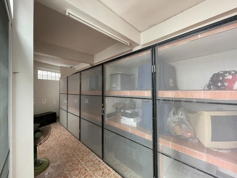 Single House, Soi Wutthi Anan, Mak Khaeng, Mueang Udon Thani, Udon Thani, วุฒิอนันต์, Mak Khaeng, Muang Udon Thani, Udon Thani, 5 Bedrooms, 400 sqm, Single Detached House For Sale, by Kulaya Thanapura, 500638778 - DDproperty.com