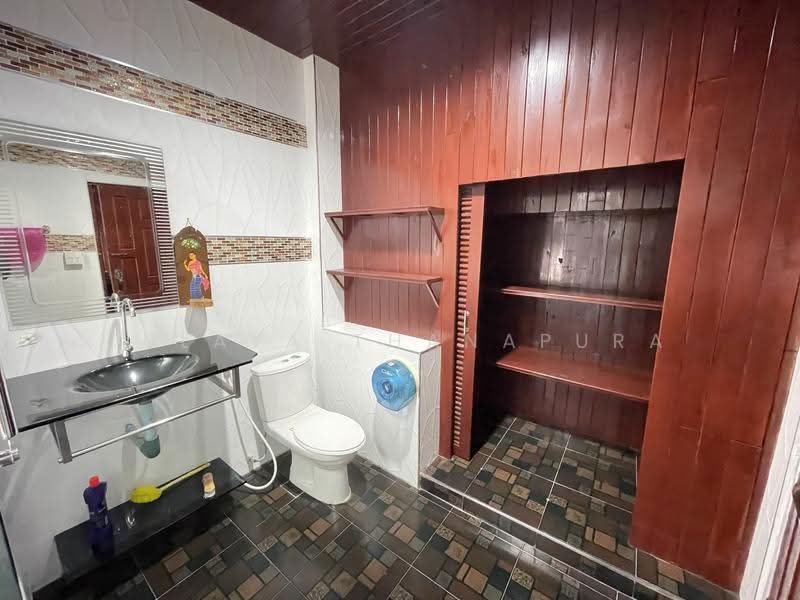 Single House, Soi Wutthi Anan, Mak Khaeng, Mueang Udon Thani, Udon Thani, วุฒิอนันต์, Mak Khaeng, Muang Udon Thani, Udon Thani, 5 Bedrooms, 400 sqm, Single Detached House For Sale, by Kulaya Thanapura, 500638778 - DDproperty.com