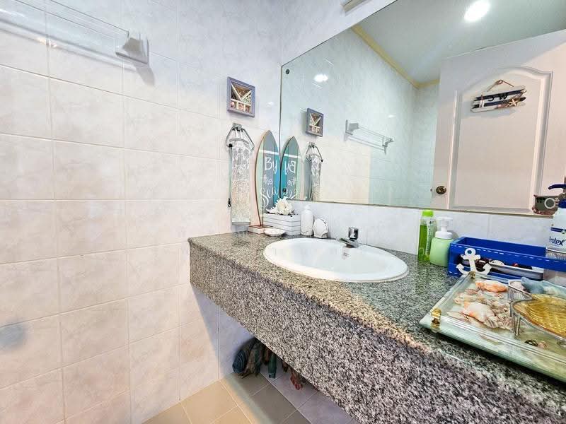 Rimhad Condo : อาคารริมหาดคอนโด, เพชรบุรี, ถนน เพชรเกษม, ชะอำ, เพชรบุรี, 130 ตร.ม., คอนโด ขาย, โดย พิชญ์ณภัทร ทรัพย์กานต์ธนา, 500638810 - DDproperty.com