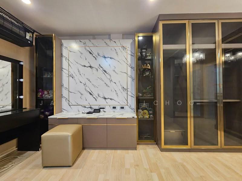 Areeya Mova Kaset-Nawamintr, Bangkok, Soi Moobaan Areeya Mowa, Chorake Bua, Lat Phrao, Bangkok, 3 Bedrooms, 180 sqm, Townhouse For Sale, by Jakkrit Nilchoo, 500638813 - DDproperty.com