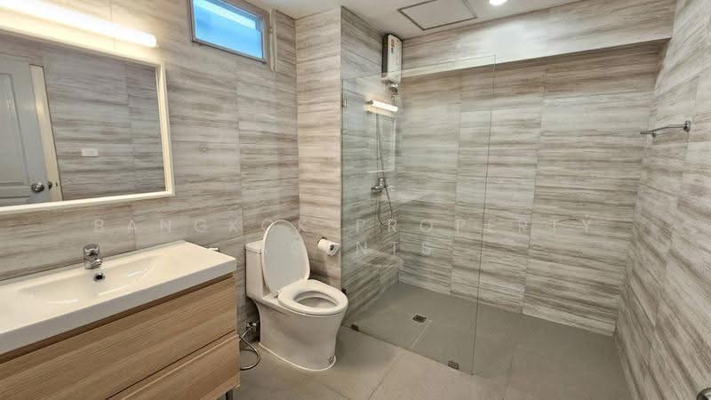 39 Suites, Bangkok, Sukhumvit 39, Khlong Tan Nua, Watthana, Bangkok, 3 Bedrooms, 126 sqm, Condo For Rent, by BANGKOK PROPERTY AGENTS, 500638851 - DDproperty.com