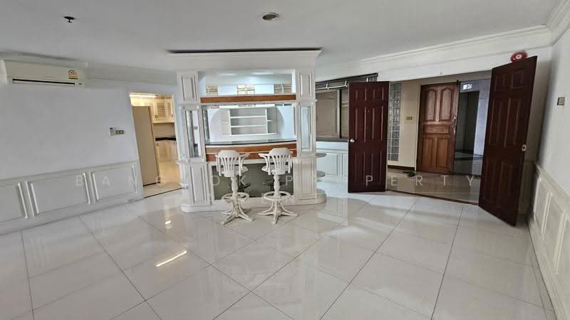 Crystal Garden Condominium : คริสตัล การ์เด้น, กรุงเทพ, 217 ถนนสุขุมวิท ซอย 4, คลองเตย, กรุงเทพ, 220 ตร.ม., คอนโด ให้เช่า, โดย BANGKOK PROPERTY AGENTS, 500638868 - DDproperty.com