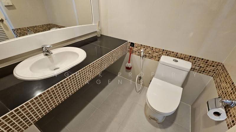Crystal Garden, Bangkok, 217 Sukhumvit 4 Alley, Khlong Toei, Bangkok, 4 Bedrooms, 220 sqm, Condo For Rent, by BANGKOK PROPERTY AGENTS, 500638868 - DDproperty.com