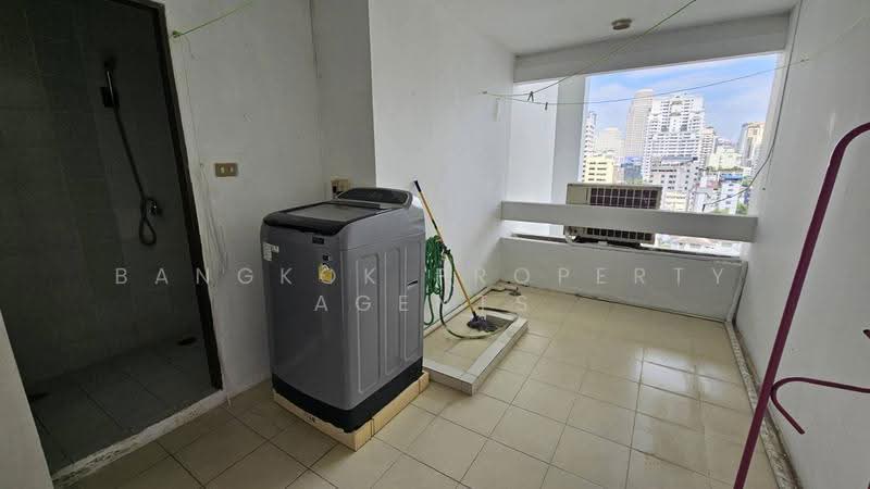 Crystal Garden, Bangkok, 217 Sukhumvit 4 Alley, Khlong Toei, Bangkok, 4 Bedrooms, 220 sqm, Condo For Rent, by BANGKOK PROPERTY AGENTS, 500638868 - DDproperty.com