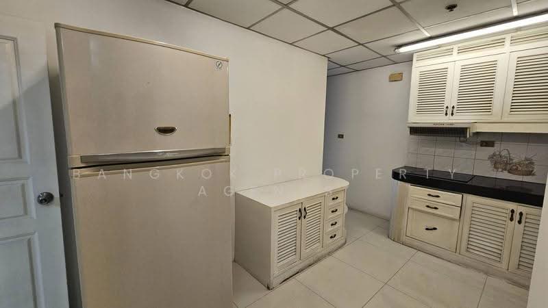 Crystal Garden Condominium : คริสตัล การ์เด้น, กรุงเทพ, 217 ถนนสุขุมวิท ซอย 4, คลองเตย, กรุงเทพ, 220 ตร.ม., คอนโด ให้เช่า, โดย BANGKOK PROPERTY AGENTS, 500638868 - DDproperty.com