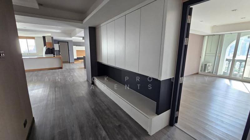 Royal Castle Sukhumvit, Bangkok, 30 Soi Sukhumvit 39, Khlongtoei Nua, Watthana, Bangkok, 4 Bedrooms, 265 sqm, Condo For Rent, by BANGKOK PROPERTY AGENTS, 500638901 - DDproperty.com