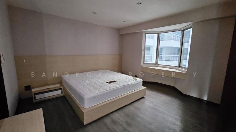 Royal Castle Sukhumvit, Bangkok, 30 Soi Sukhumvit 39, Khlongtoei Nua, Watthana, Bangkok, 4 Bedrooms, 265 sqm, Condo For Rent, by BANGKOK PROPERTY AGENTS, 500638901 - DDproperty.com