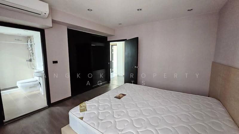 Royal Castle Sukhumvit, Bangkok, 30 Soi Sukhumvit 39, Khlongtoei Nua, Watthana, Bangkok, 4 Bedrooms, 265 sqm, Condo For Rent, by BANGKOK PROPERTY AGENTS, 500638901 - DDproperty.com