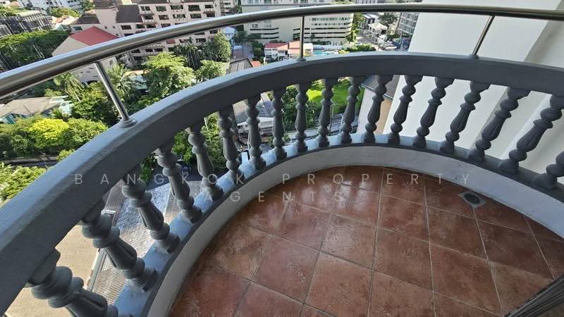 Royal Castle Sukhumvit : รอยัล คาสเซอร์ สุขุมวิท, กรุงเทพ, 30 ซอยสุขุมวิท 39, คลองเตยเหนือ, วัฒนา, กรุงเทพ, 164 ตร.ม., คอนโด ให้เช่า, โดย BANGKOK PROPERTY AGENTS, 500638908 - DDproperty.com