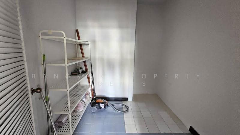 Royal Castle Sukhumvit, Bangkok, 30 Soi Sukhumvit 39, Khlongtoei Nua, Watthana, Bangkok, 3 Bedrooms, 164 sqm, Condo For Rent, by BANGKOK PROPERTY AGENTS, 500638908 - DDproperty.com