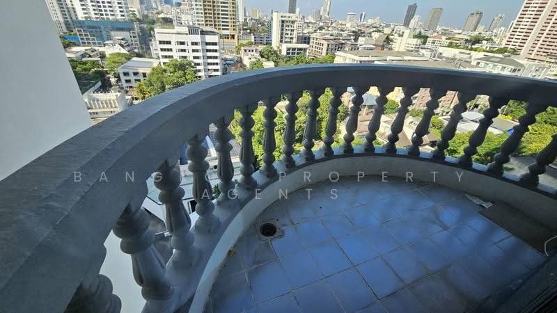 Royal Castle Sukhumvit, Bangkok, 30 Soi Sukhumvit 39, Khlongtoei Nua, Watthana, Bangkok, 3 Bedrooms, 160 sqm, Condo For Rent, by BANGKOK PROPERTY AGENTS, 500638915 - DDproperty.com
