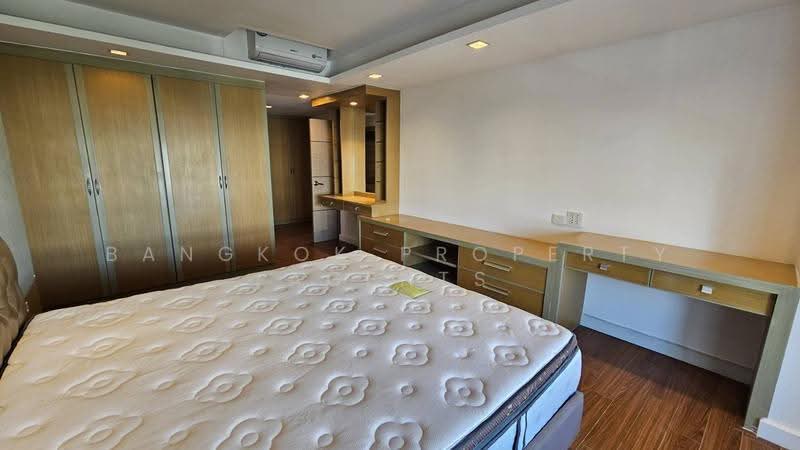 Royal Castle Sukhumvit, Bangkok, 30 Soi Sukhumvit 39, Khlongtoei Nua, Watthana, Bangkok, 3 Bedrooms, 160 sqm, Condo For Rent, by BANGKOK PROPERTY AGENTS, 500638915 - DDproperty.com