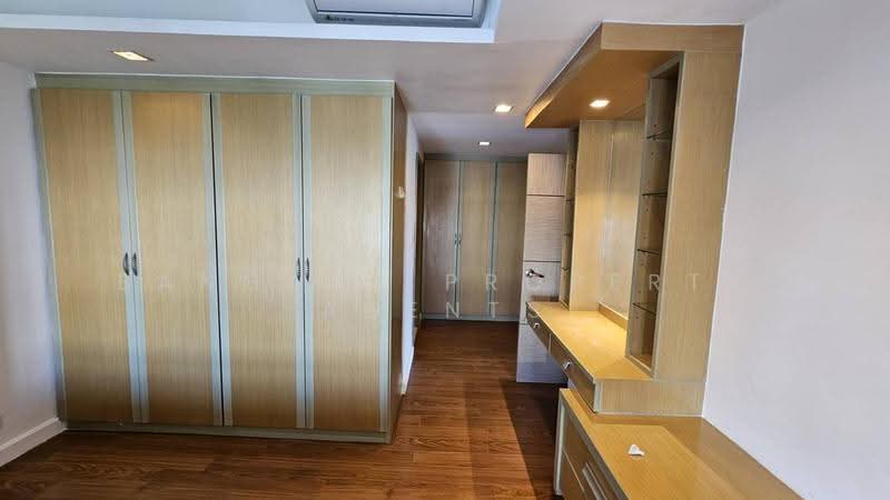 Royal Castle Sukhumvit, Bangkok, 30 Soi Sukhumvit 39, Khlongtoei Nua, Watthana, Bangkok, 3 Bedrooms, 160 sqm, Condo For Rent, by BANGKOK PROPERTY AGENTS, 500638915 - DDproperty.com