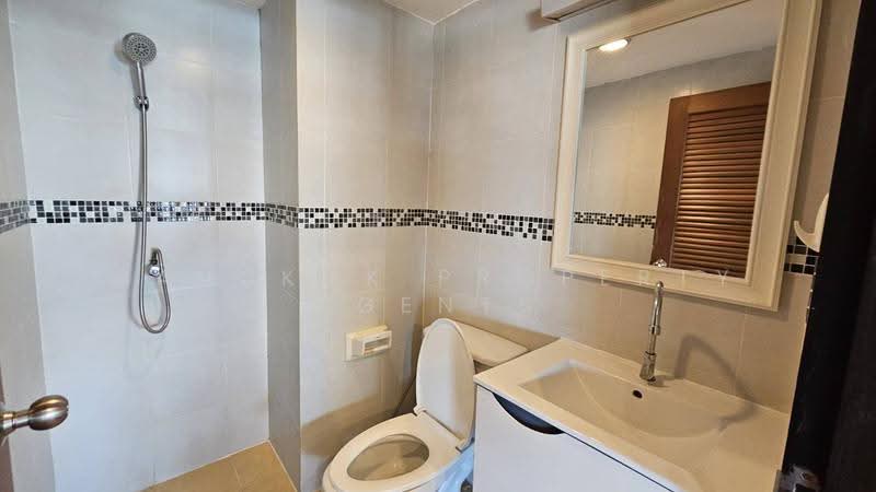 Royal Castle Sukhumvit, Bangkok, 30 Soi Sukhumvit 39, Khlongtoei Nua, Watthana, Bangkok, 3 Bedrooms, 160 sqm, Condo For Rent, by BANGKOK PROPERTY AGENTS, 500638915 - DDproperty.com