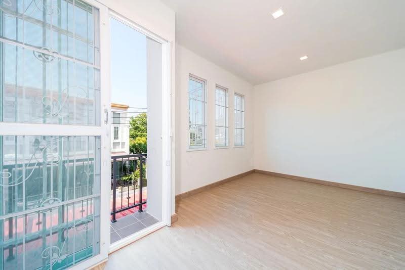 Golden Town 2 Bangna-Suanluang, Bangkok, Kanchanaphisek Road, Dok Mai, Prawet, Bangkok, 4 Bedrooms, 110 sqm, Townhouse For Sale, by ฝากขายบ้าน ฝากขายบ้านมือสอง ฝากขายอสัง Realty HuB, 500638967 - DDproperty.com