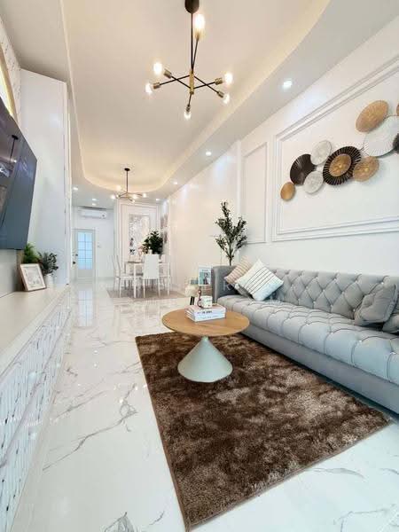 2 BR townhouse, ชลบุรี, หนองปรือ, บางละมุง, ชลบุรี, 100 ตร.ม., ทาวน์เฮ้าส์ ขาย, โดย Puttirat Kleebyam, 500639047 - DDproperty.com