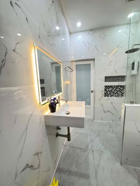 2 BR townhouse, Chon Buri (Pattaya), Nong Pru, Bang Lamung (Pattaya), Chon Buri (Pattaya), 2 Bedrooms, 100 sqm, Townhouse For Sale, by Puttirat Kleebyam, 500639047 - DDproperty.com