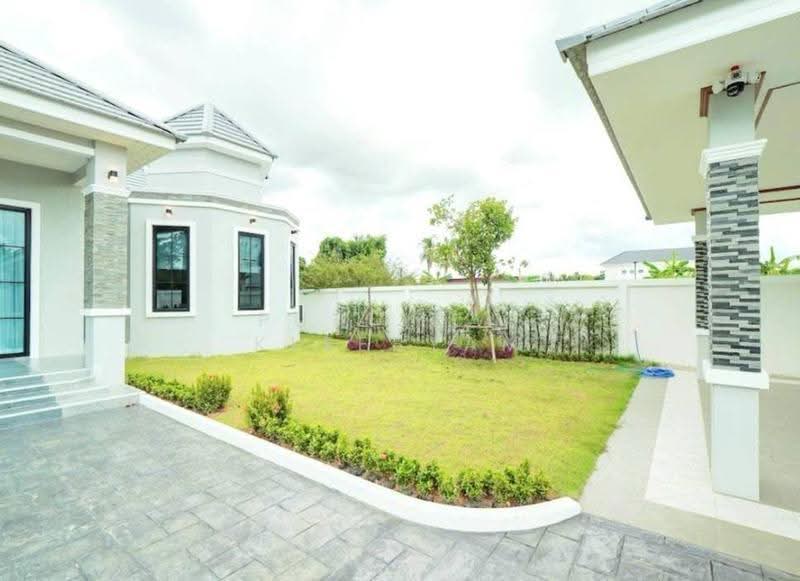 4-BR Villa, Chon Buri (Pattaya), Huai Yai, Bang Lamung (Pattaya), Chon Buri (Pattaya), 4 Bedrooms, 800 sqm, Villa For Sale, by Puttirat Kleebyam, 500639051 - DDproperty.com