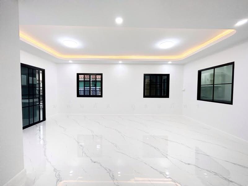 Baan Pruksa C, Pathum Thani, Khlong Sam, Khlong Luang, Pathum Thani, 3 Bedrooms, 96 sqm, Townhouse For Sale, by พิมพ์นภัส ภูธนภัทร, 500639140 - DDproperty.com