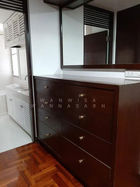 Kanta Mansion, Bangkok, 73 Soi Sukhumvit 26, Khong Tan, Khlong Toei, Bangkok, 3 Bedrooms, 265 sqm, Apartment For Rent, by Wanwisa Wannasarn, 500639155 - DDproperty.com