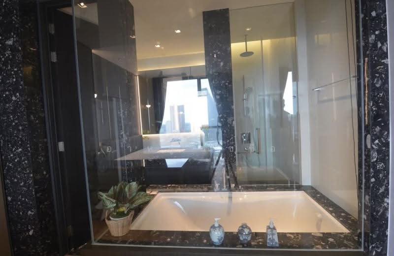 BEATNIQ Sukhumvit 32, Bangkok, Soi Sukhumvit 32, Sukhumvit Road, Khong Tan, Khlong Toei, Bangkok, 1 Bedroom, 57 sqm, Condo For Rent, by Arlu Seachue, 500639188 - DDproperty.com