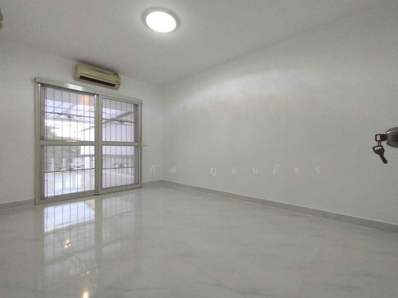 Baan Phrueksa D, Pathum Thani, Liab Klong Sam Road, Khlong Sam, Khlong Luang, Pathum Thani, 3 Bedrooms, 99 sqm, Townhouse For Sale, by พิมพ์นภัส ภูธนภัทร, 500639210 - DDproperty.com