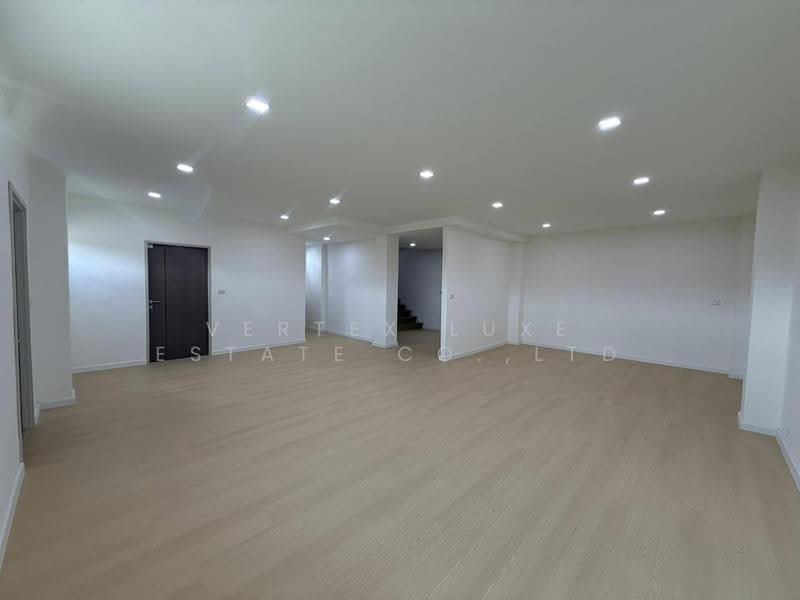 Regent Ratchada, Bangkok, Wang Thonglang, Bangkok, 10+ Bedrooms, 600 sqm, Townhouse For Sale, by Vertex Luxe Estate Co.,LTD, 500639248 - DDproperty.com