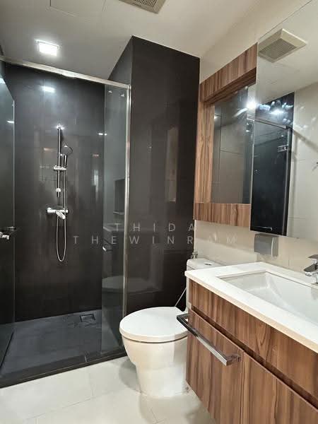 Via 31, Bangkok, Soi Sukhumvit 31, Khlong Tan Nua, Watthana, Bangkok, 2 Bedrooms, 70 sqm, Condo For Rent, by Thida Thewinram, 500639315 - DDproperty.com
