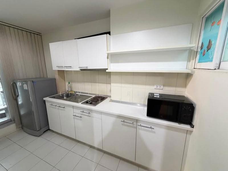 Life @ Ratchada-Huai Khwang, Bangkok, 189 Pracharatbamphen Road, Huai Khwang, Bangkok, 1 Bedroom, 41 sqm, Condo For Rent, by Living Real Estates, 500639335 - DDproperty.com