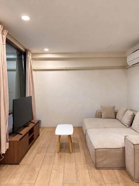 Located in Charoen, Soi Ratchada 18., Bangkok, Samsen Nok, Huai Khwang, Bangkok, 3 Bedrooms, 182 sqm, Single Detached House For Sale, by Airada Parasarn, 500639336 - DDproperty.com