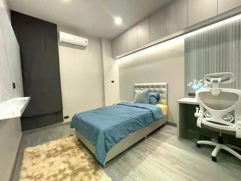 Luxury Modern Pool Villa KhumPhaya kargen home village, Chiang Mai, Ban Waen, Hang Dong, Chiang Mai, 4 Bedrooms, 300 sqm, Villa For Rent, by ISAAC WEE, 500639374 - DDproperty.com